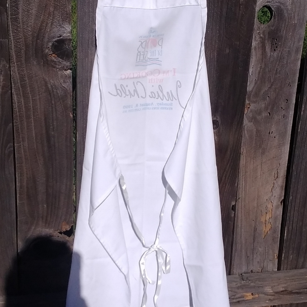 Julia Child x Vintage Apron Boston Pops 1993 Event Promotional White OS Cook Che - Picture 4 of 4